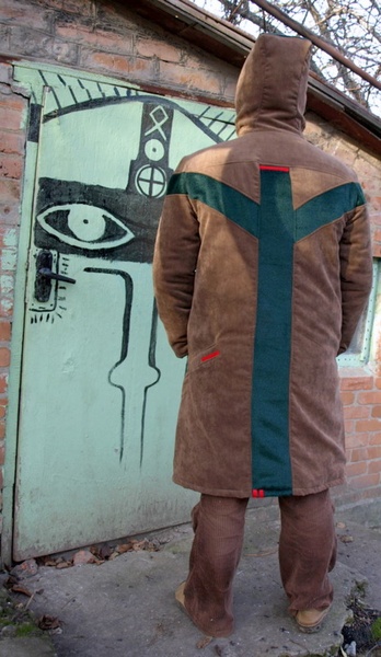 плащ-пальто. "бо я те дерево"