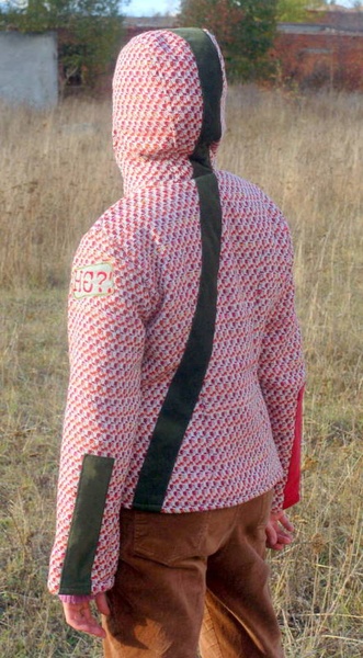 Куртка НЄ дівчача