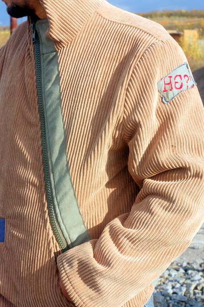 куртка НЄ чоловіча